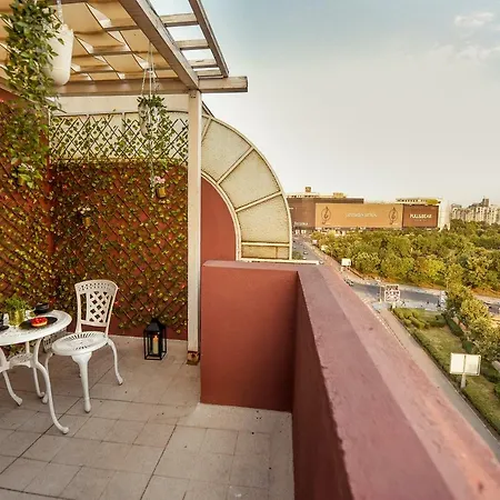 Rooftop View In - Baroque Apt. * בוקרשט